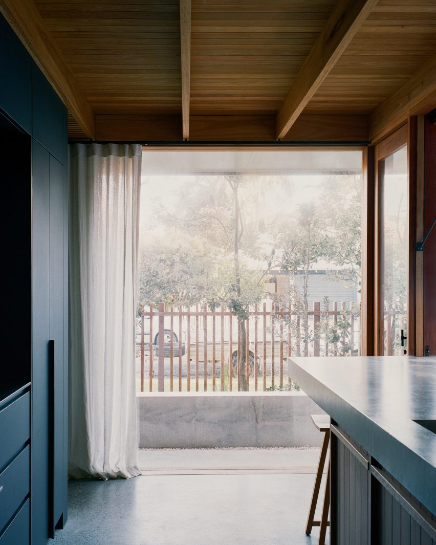 Bangalow Road House by Son Studio