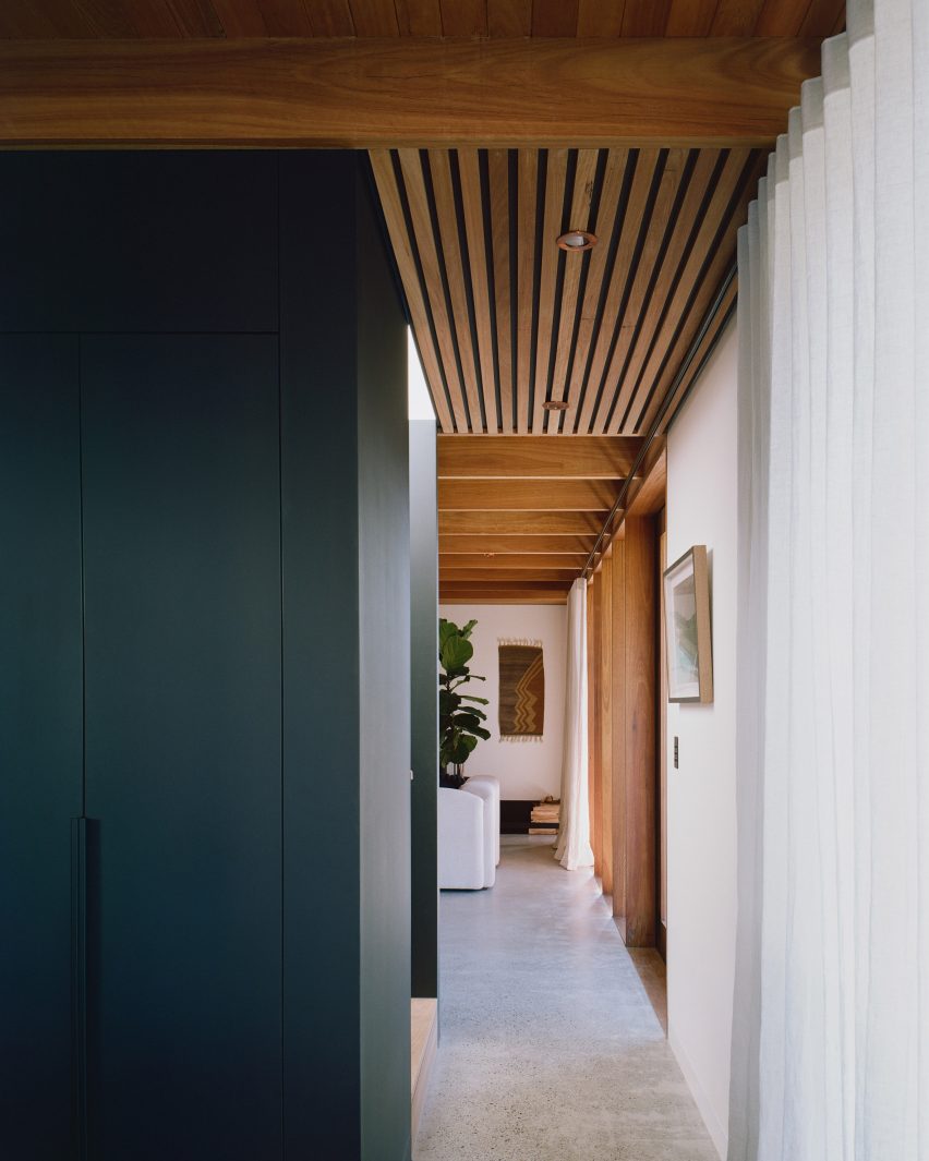 Bangalow Road House by Son Studio