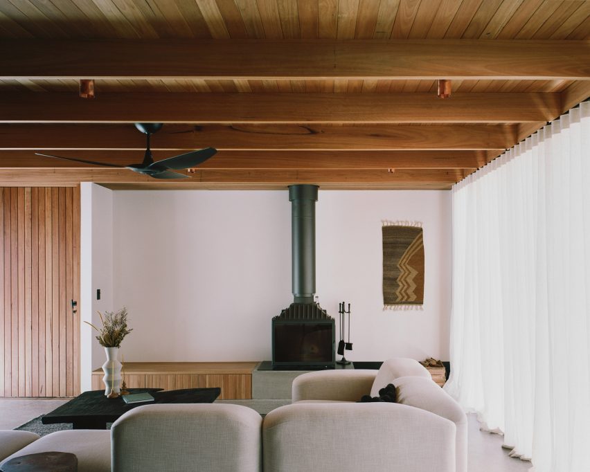 Bangalow Road House by Son Studio