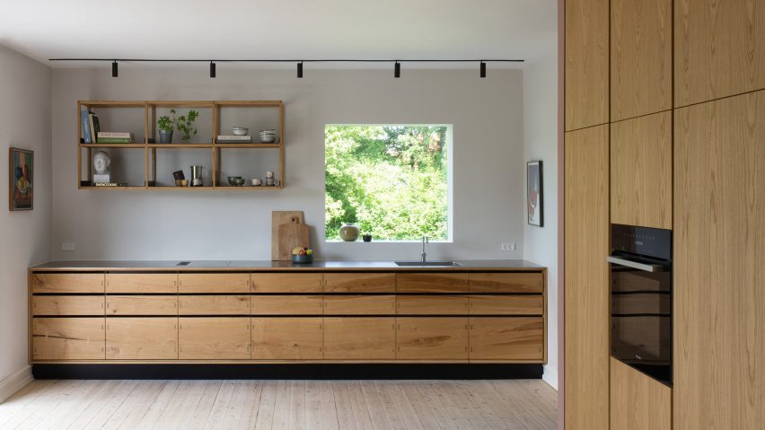 Tenon kitchen by Kristian Ahlmark for Kongacph