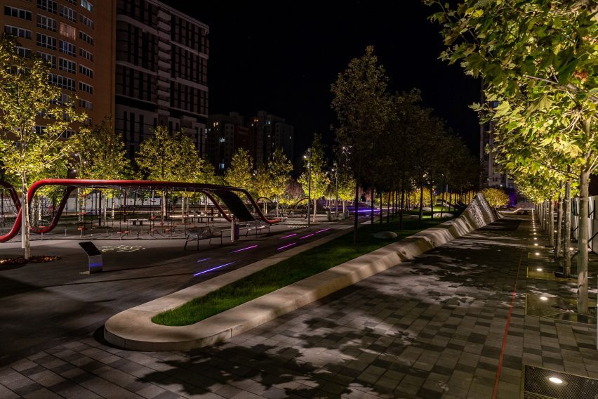 Uspenska Square by Dmytro Volyk and Ksenia Donetska