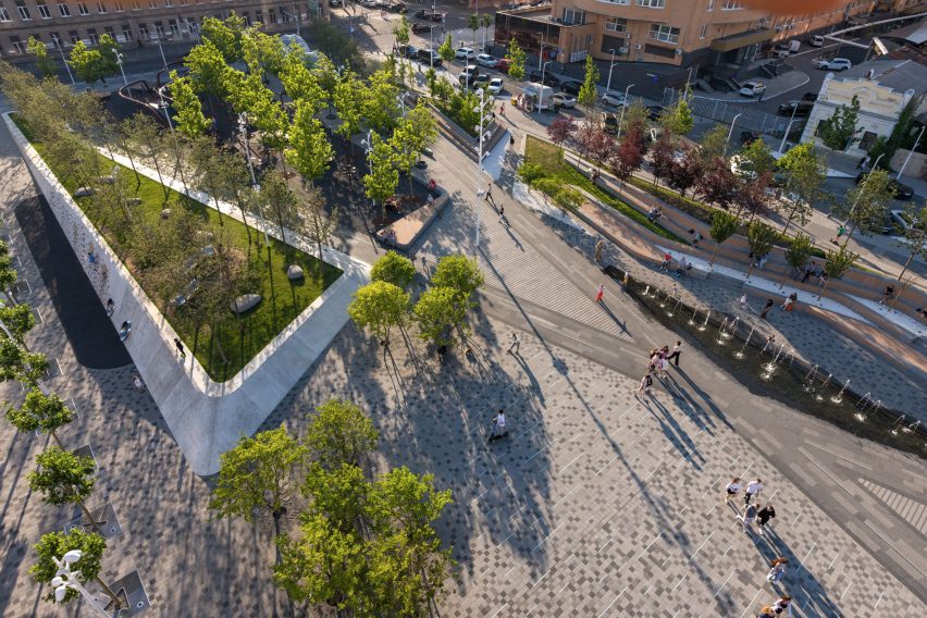 Uspenska Square by Dmytro Volyk and Ksenia Donetska