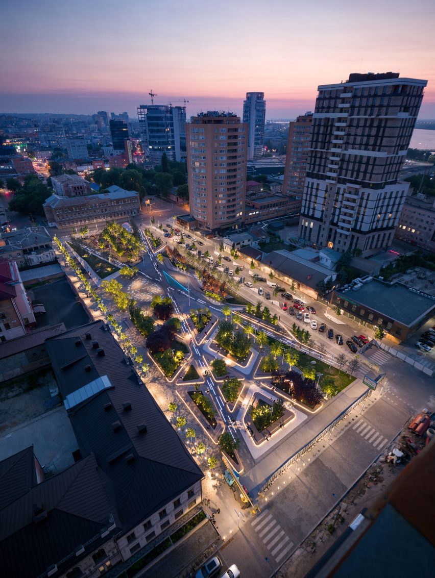 Uspenska Square by Dmytro Volyk and Ksenia Donetska