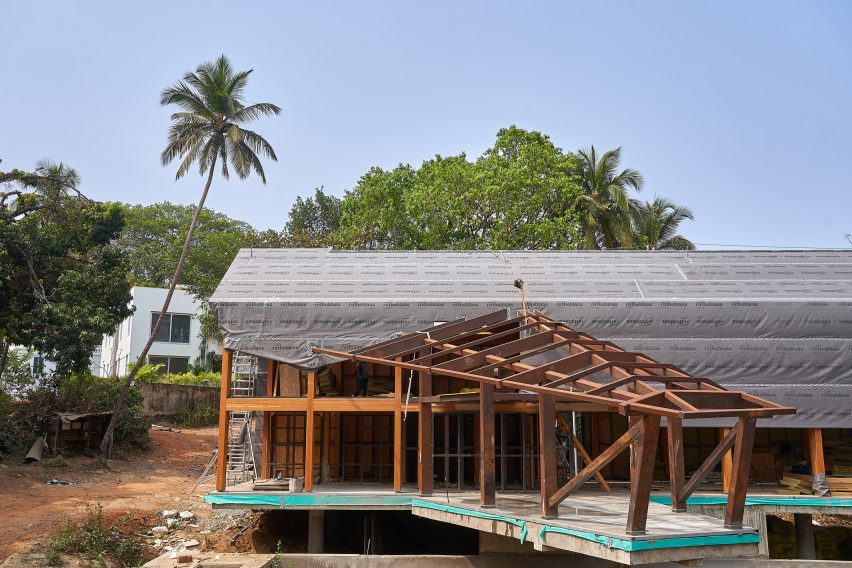Construction images of India’s “first” mass timber residence by Architecture Discipline