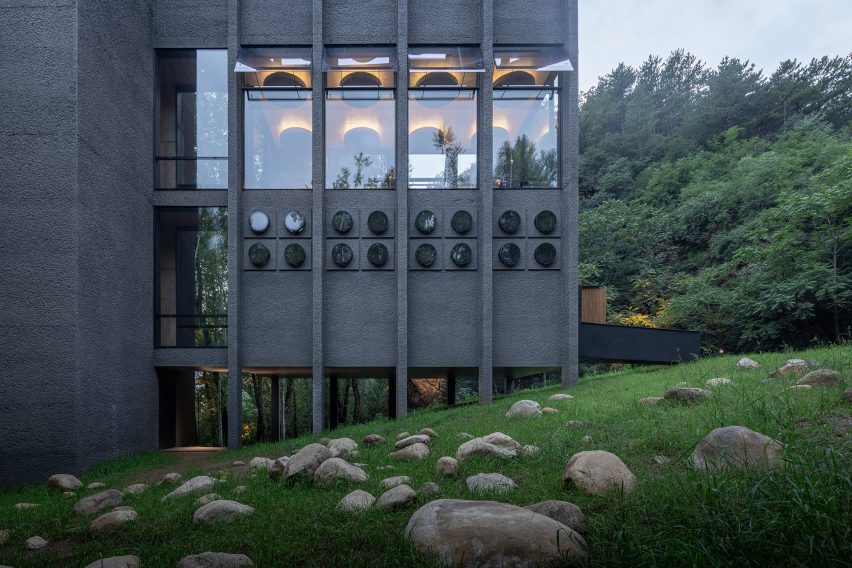 Wulingshan Eye Stone Spring by Vector Architects