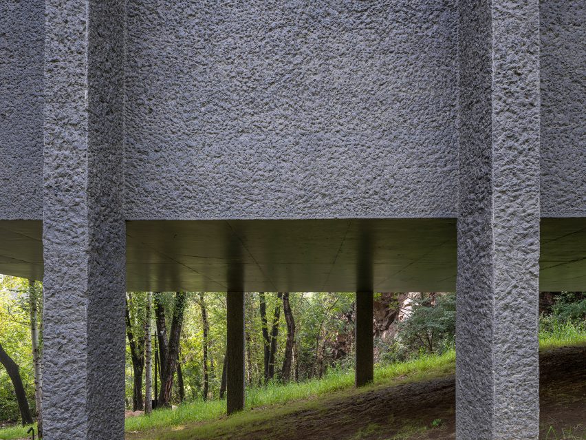 Wulingshan Eye Stone Spring by Vector Architects