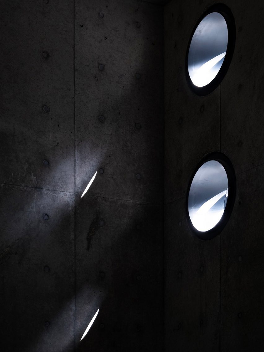 Wulingshan Eye Stone Spring by Vector Architects