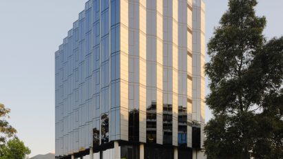 550 Spencer by Kennon