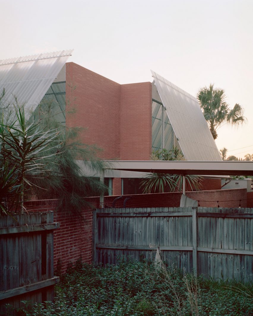Clifton House by Anthony Gill Architects