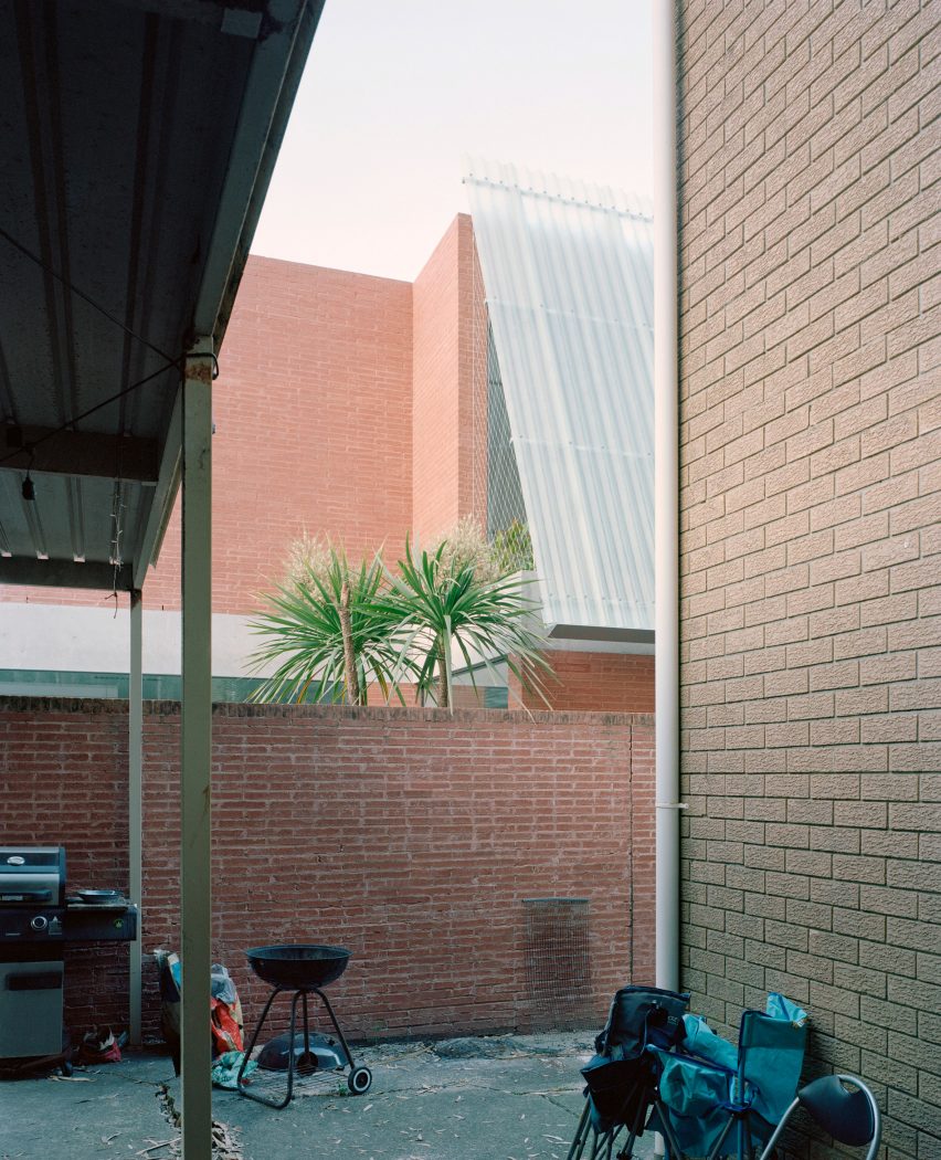 Clifton House by Anthony Gill Architects