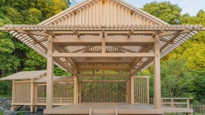 Noh stage of Banyan Tree Higashiyama Kyoto by Kengo Kuma
