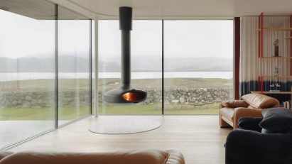 Tidal House on Scottish coast opens up to reveal views of estuary