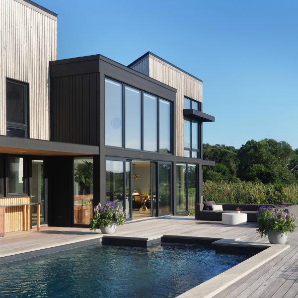 Peconic Bay House by BarlisWedlick