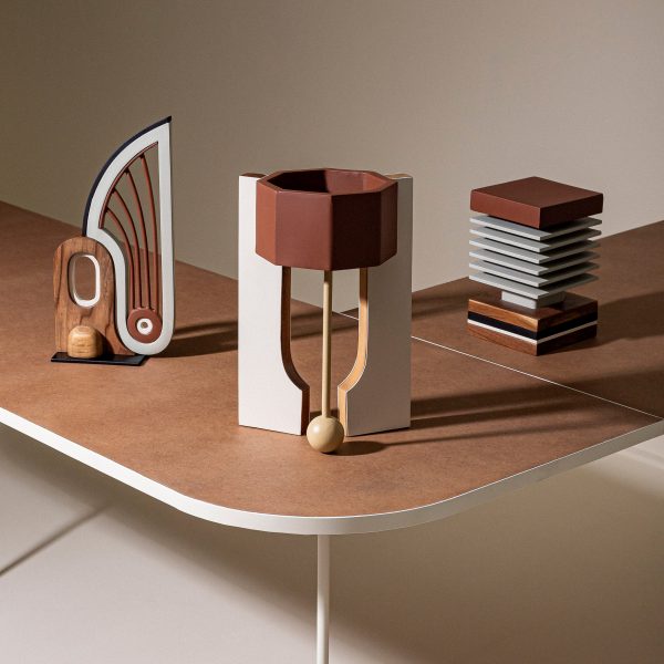 Sculptures on a surface