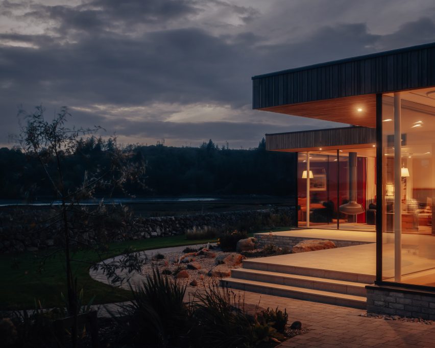 Tidal House by Brown & Brown