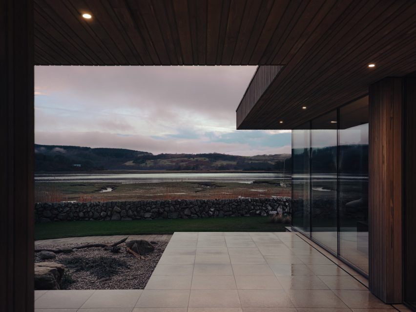 Tidal House by Brown & Brown