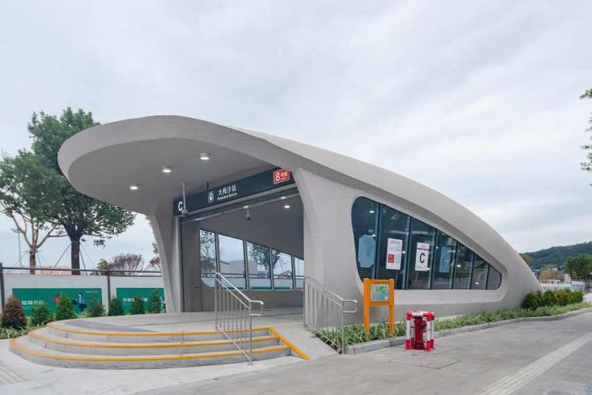 Dameisha station by Chetwoods