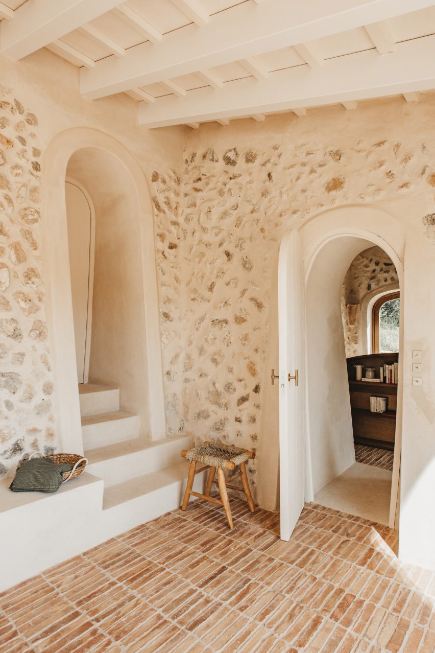 Menorca farmhouse conversion, Estancia San José, by Atelier du Pont and Aru Arquitectura