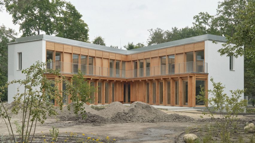 House for Ela by Ewa Kaszuba