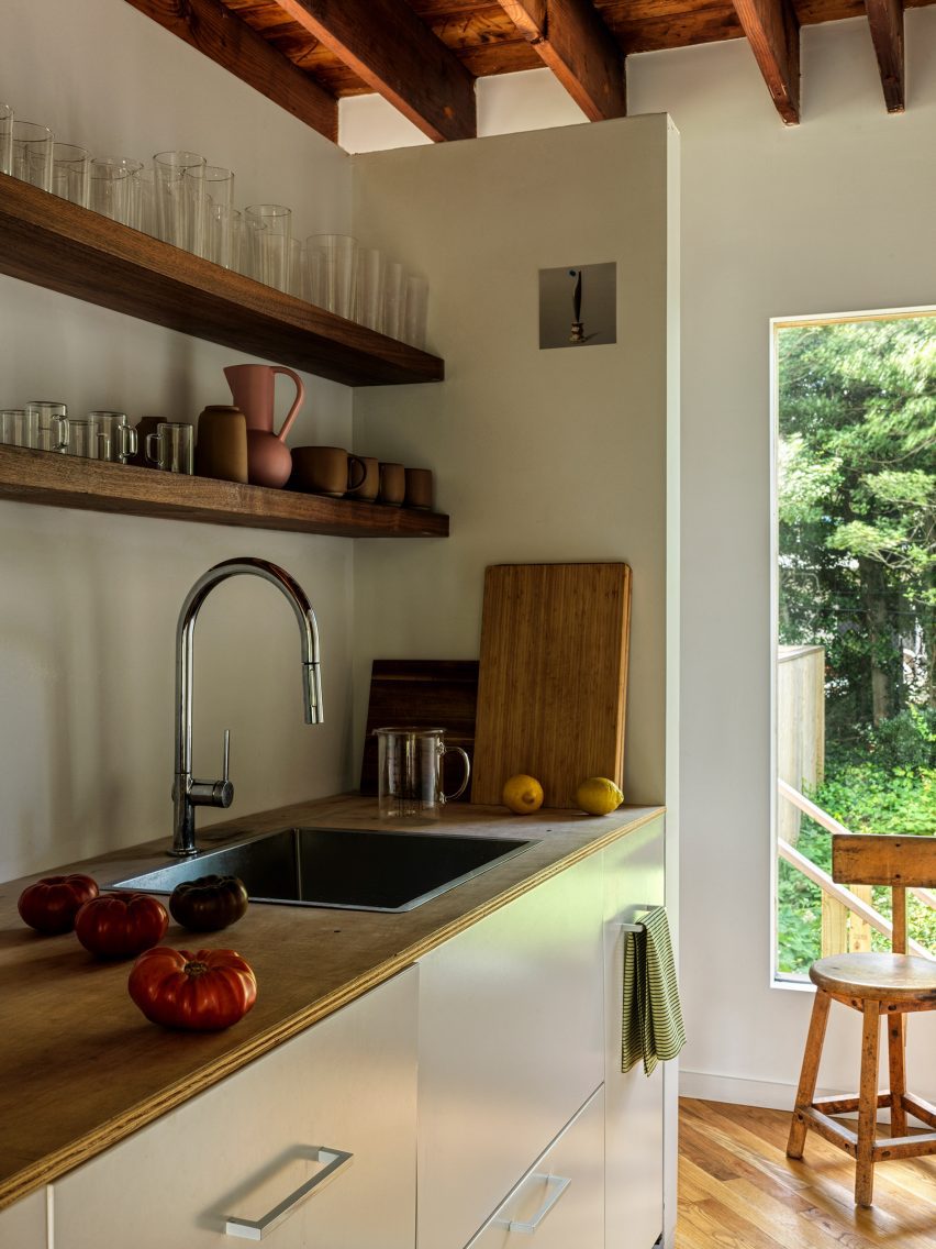 Fire Island House by BoND