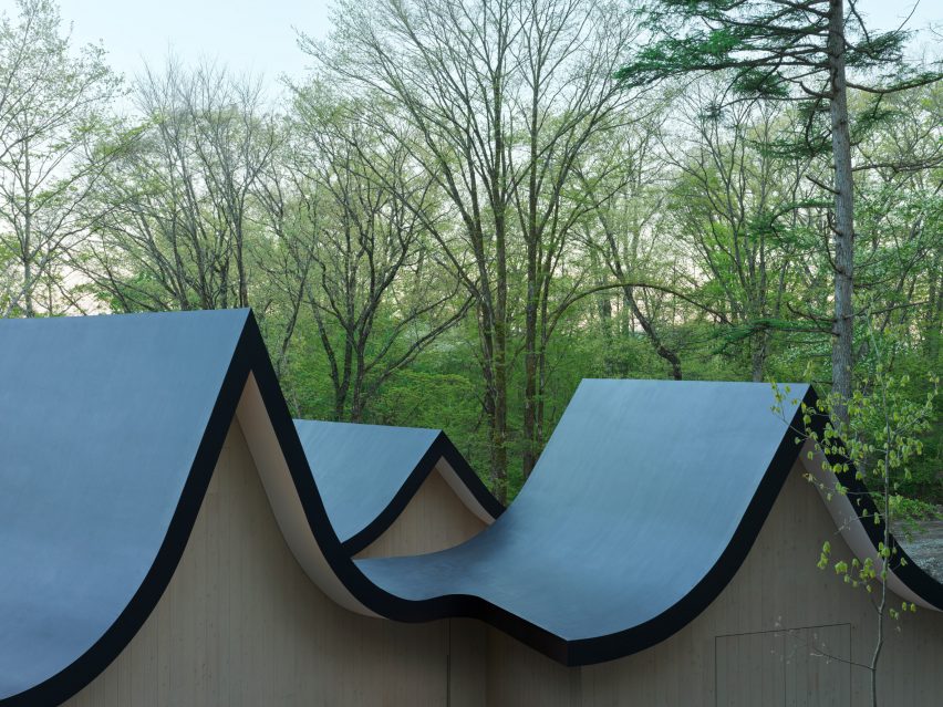 Hand in Hand House by Nendo