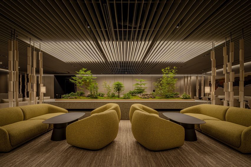 Tokyo office lounge by I IN