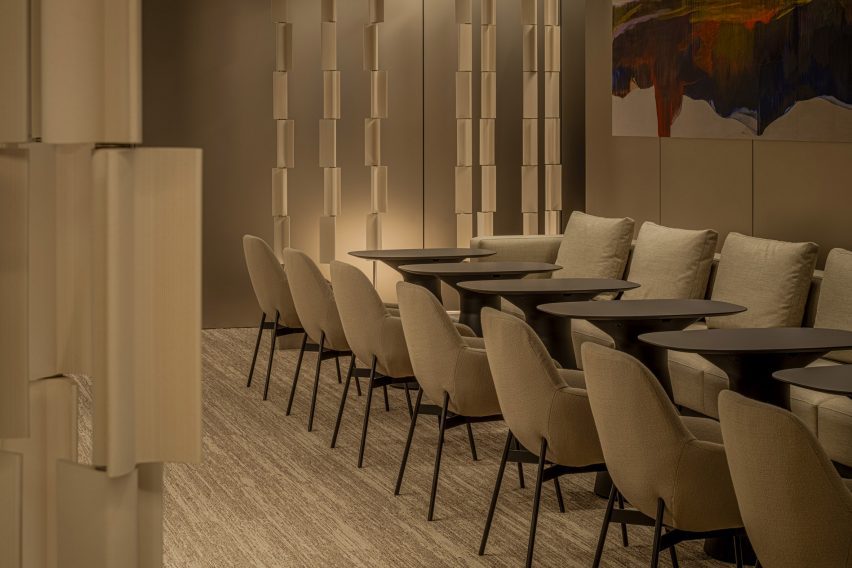 Tokyo office lounge by I IN