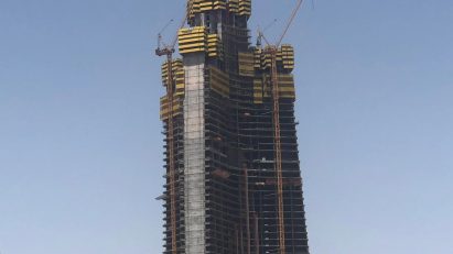 Jeddah Tower construction resumes