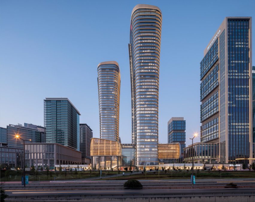 Ziraat Bank Headquarters by KPF