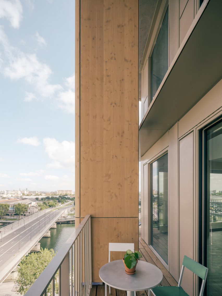 Wood Up Tower by LAN