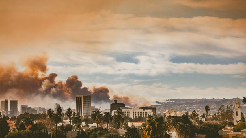 A view of the Los Angeles wildfire from Koreatown