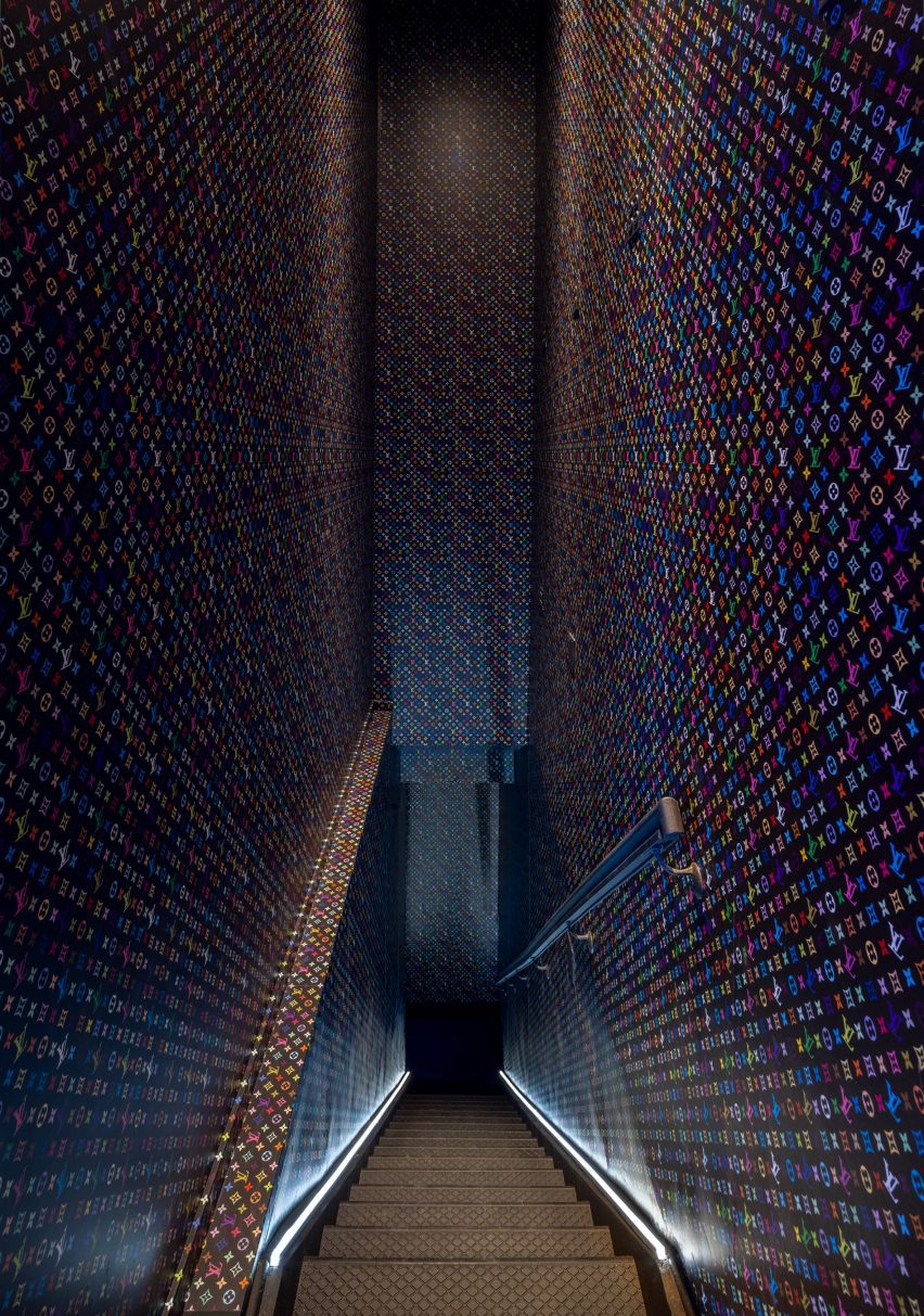 Murakami Louis Vuitton pop-up