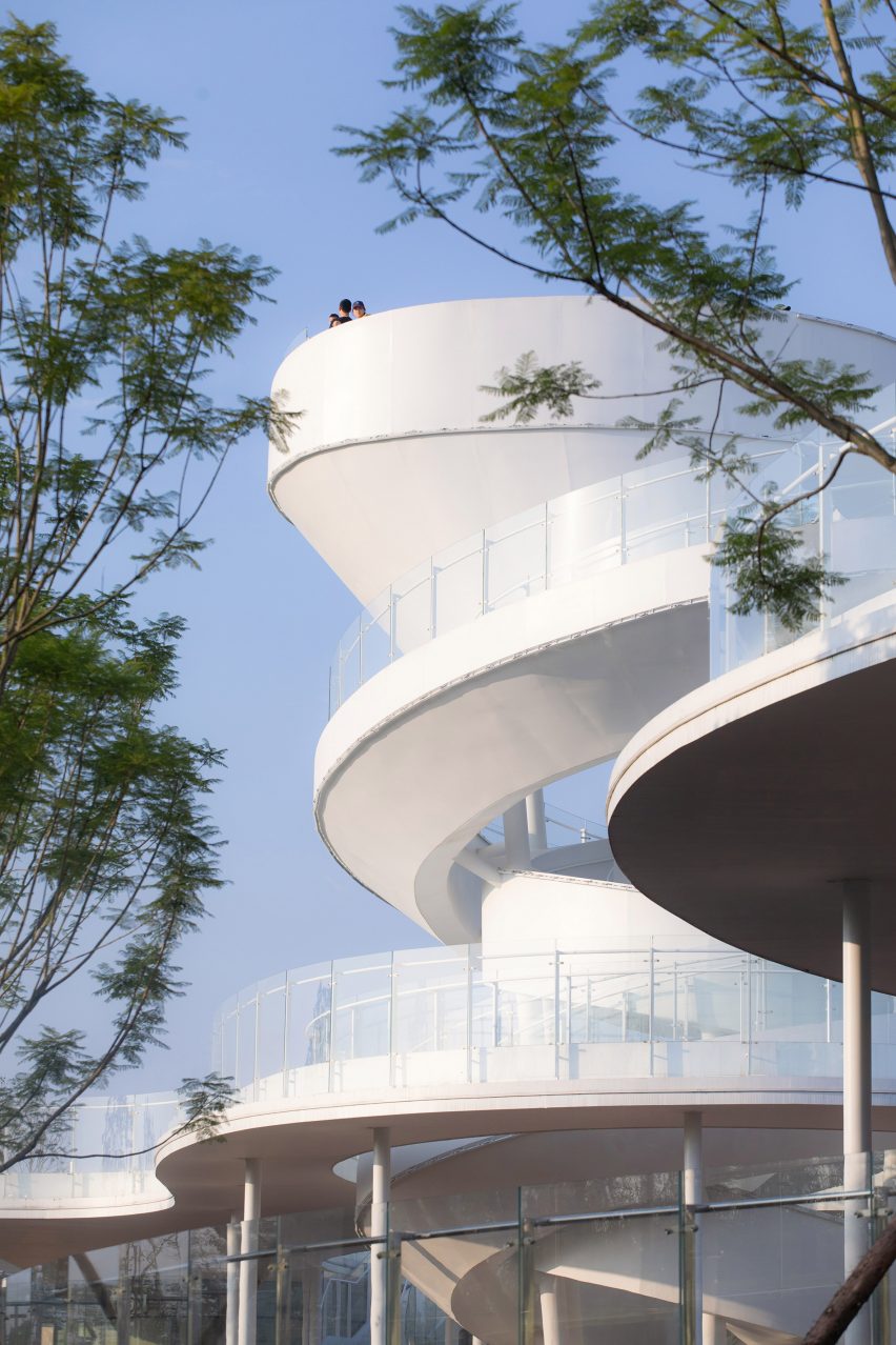 Lujiatan Wetland Park Commercial Service Center in Chengdu by Muda Architects