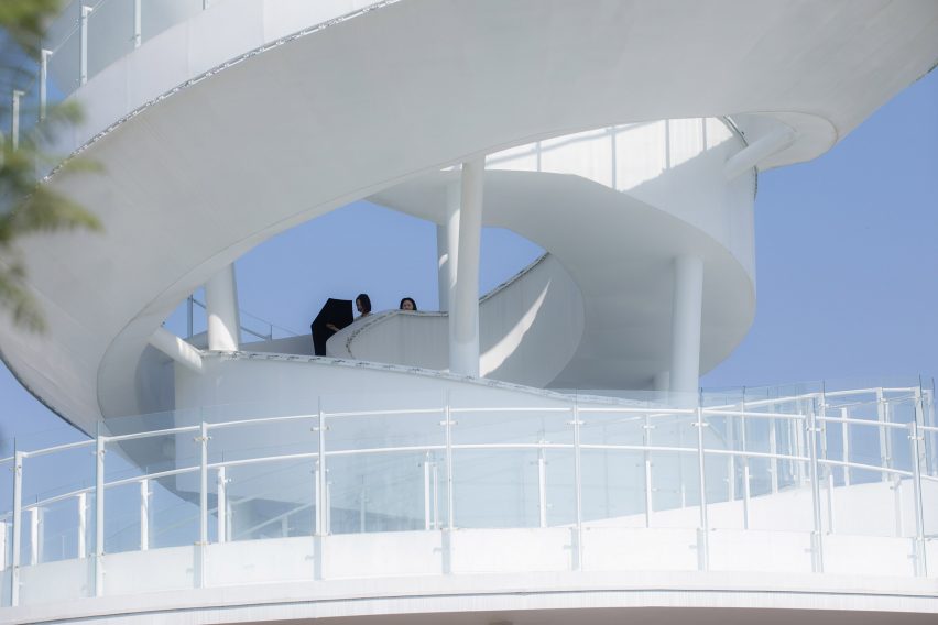 Lujiatan Wetland Park Commercial Service Center in Chengdu by Muda Architects