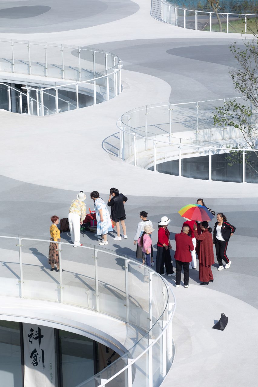 Lujiatan Wetland Park Commercial Service Center in Chengdu by Muda Architects