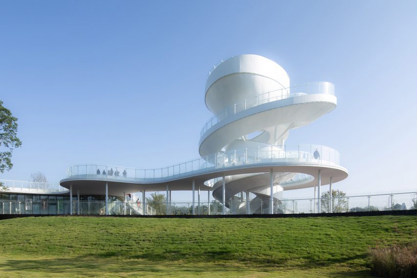 Lujiatan Wetland Park Commercial Service Center in Chengdu by Muda Architects