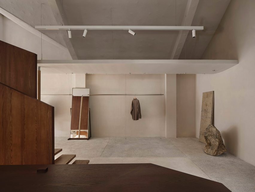 Moment Boutique by Modum Atelier