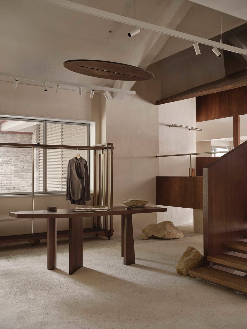 Moment Boutique by Modum Atelier