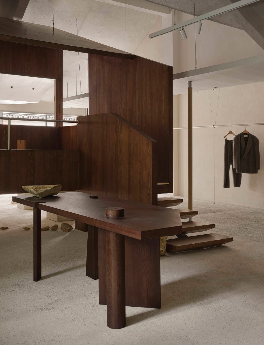 Moment Boutique by Modum Atelier
