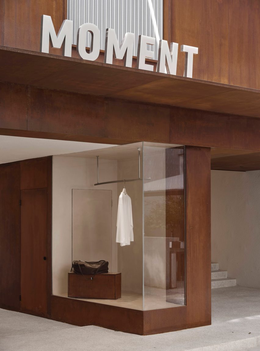 Moment Boutique by Modum Atelier