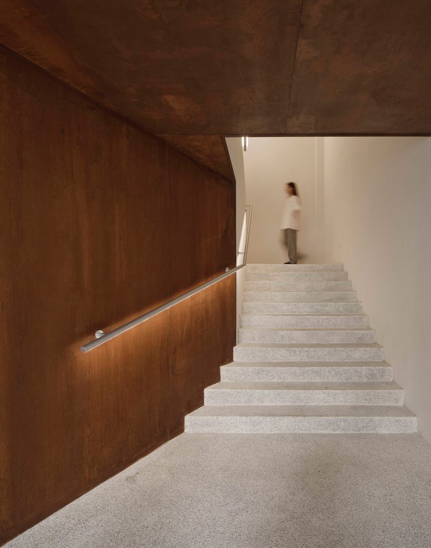 Moment Boutique by Modum Atelier