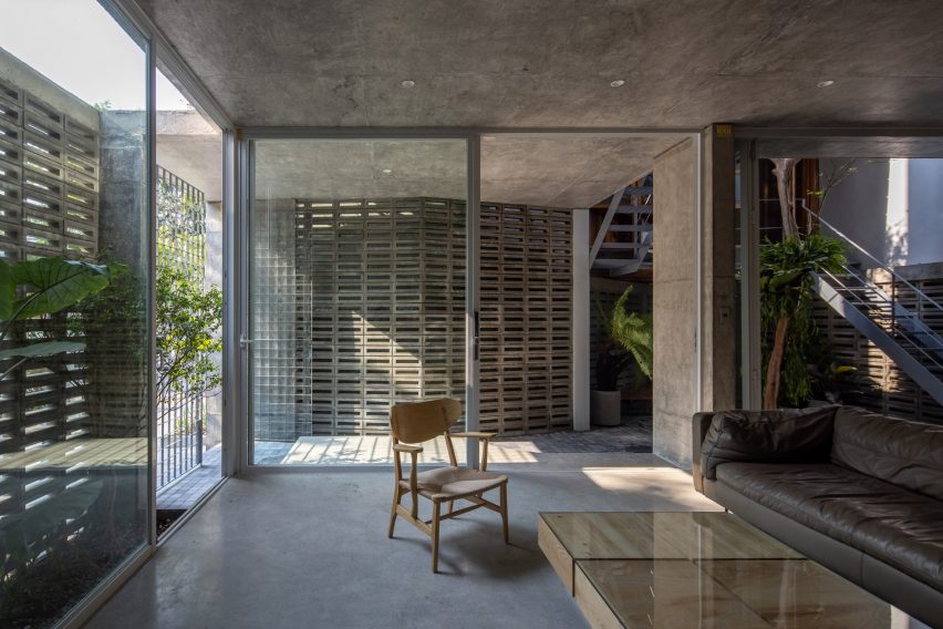 Kho Rèn House by M+TRO Studio