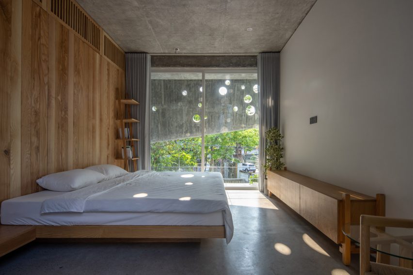 Kho Rèn House by M+TRO Studio