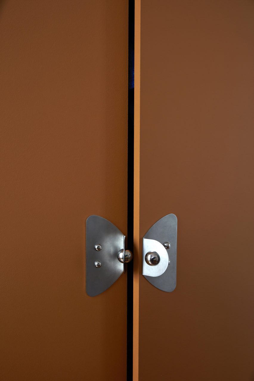 Metal detail