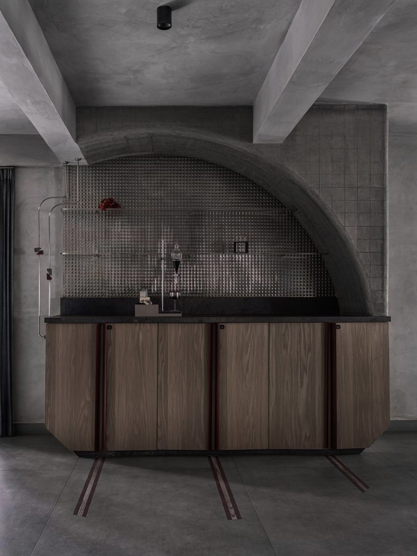 Bar unit in an apartment in Bengaluru, India, by Multitude of Sins