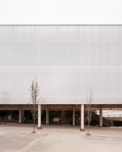 CLT stilts in a Mexican industrial building