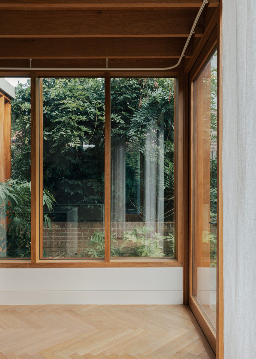 Newton Park Place by ROAR