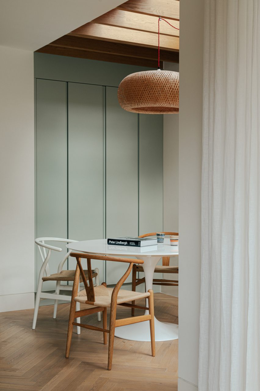 Newton Park Place by ROAR