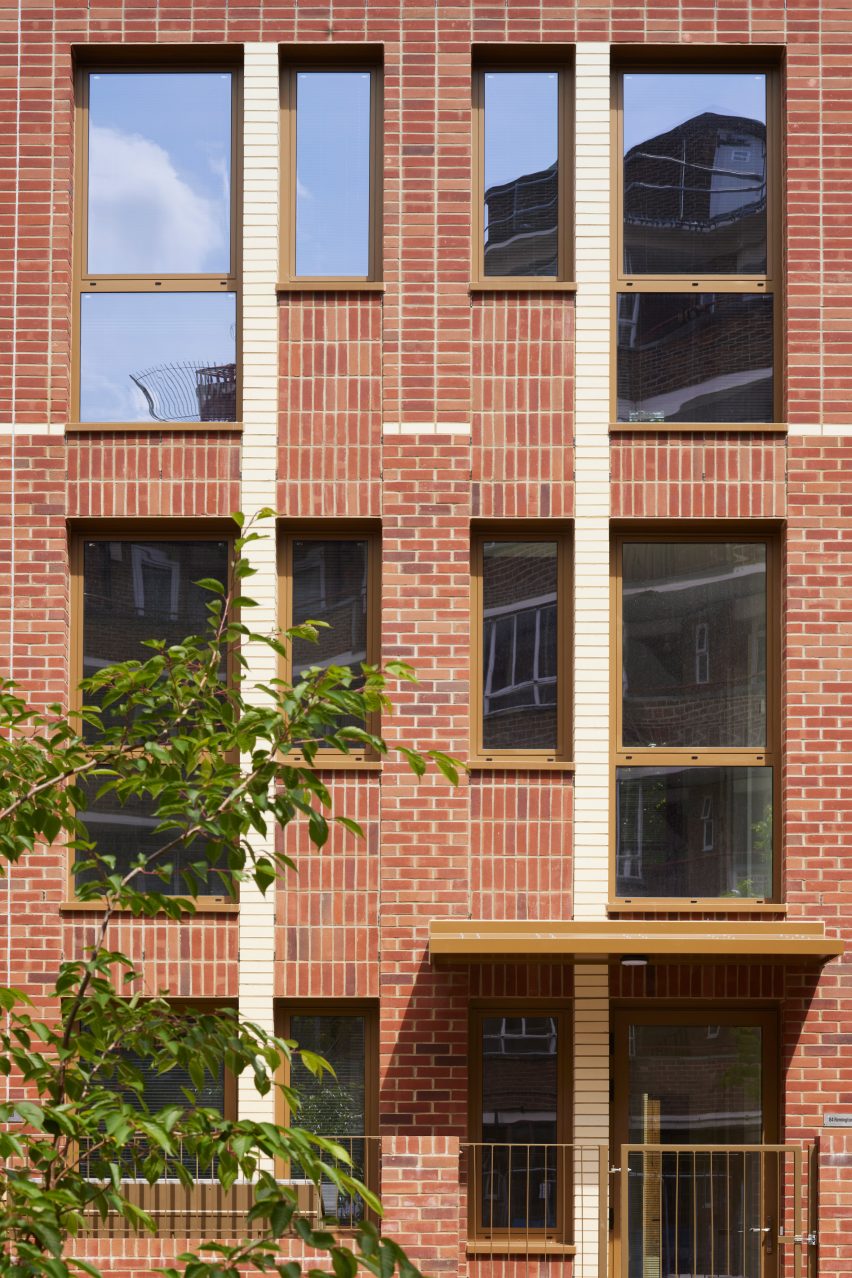 Rowan Court by Satish Jassal Architects