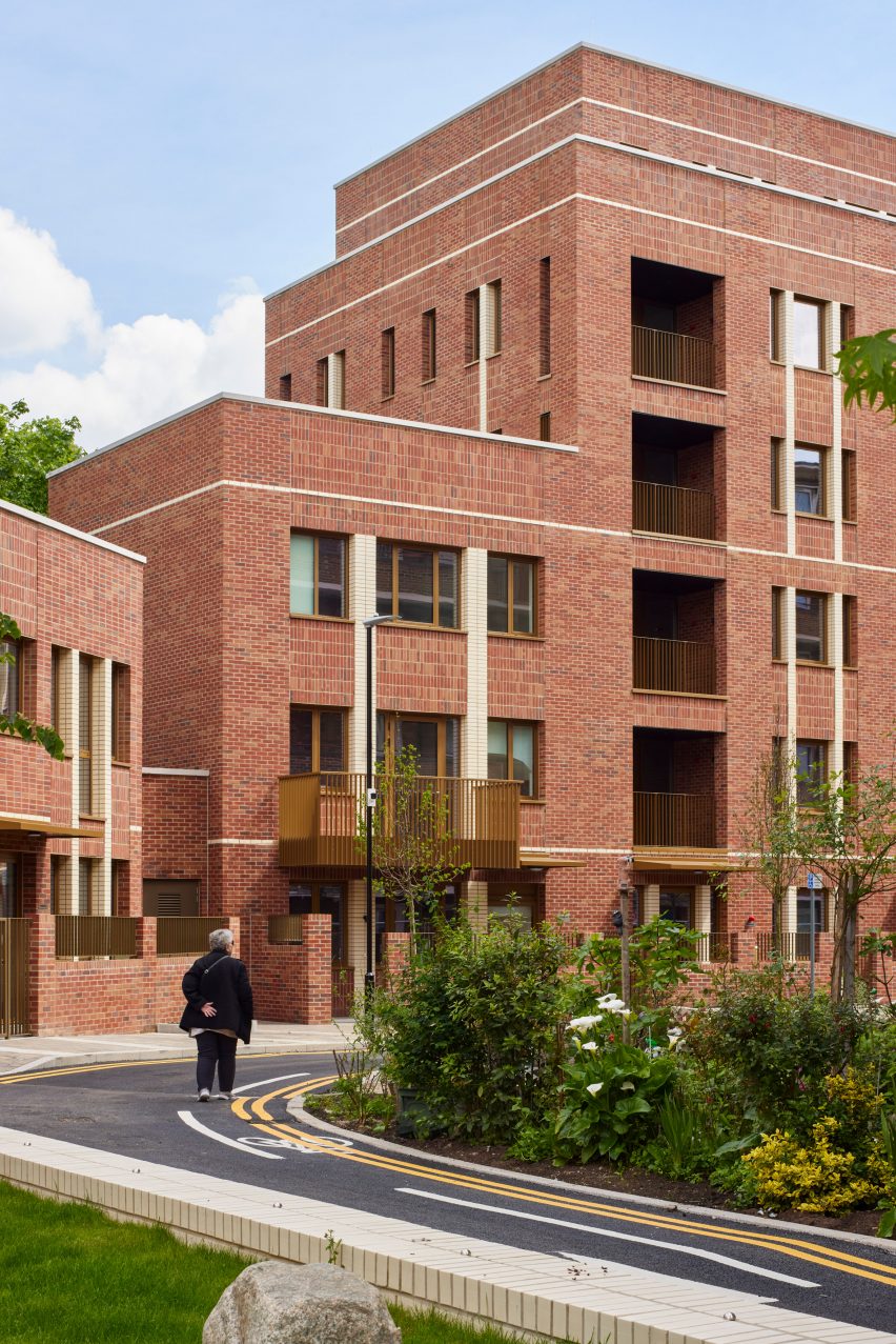 Rowan Court by Satish Jassal Architects